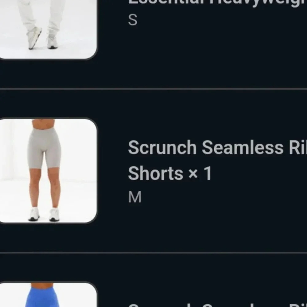 lazuli label scrunsh shorts